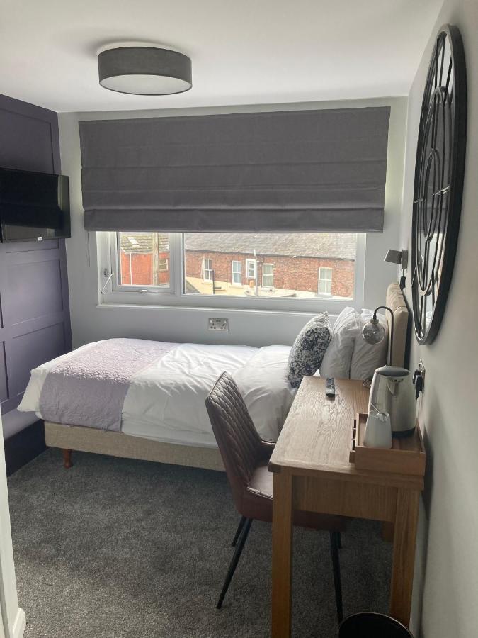 Abbey Court Guest House 칼라일 외부 사진
