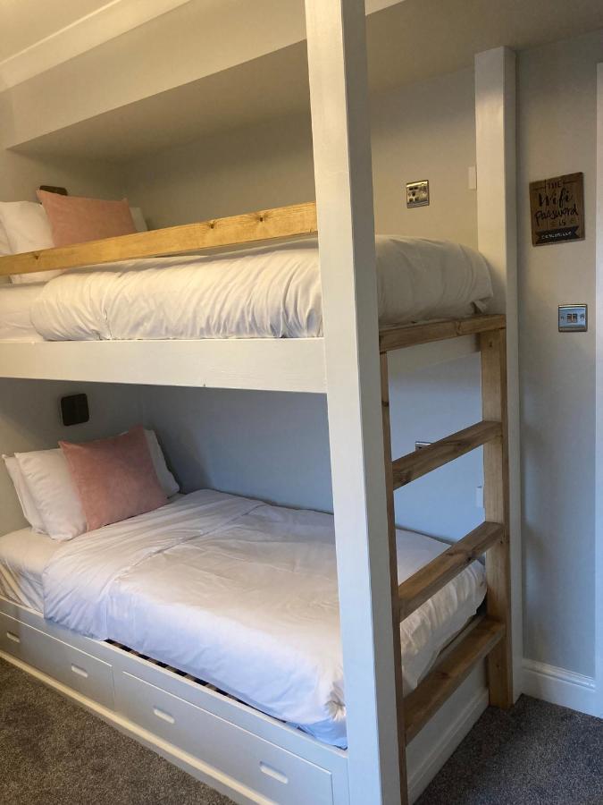 Abbey Court Guest House 칼라일 외부 사진