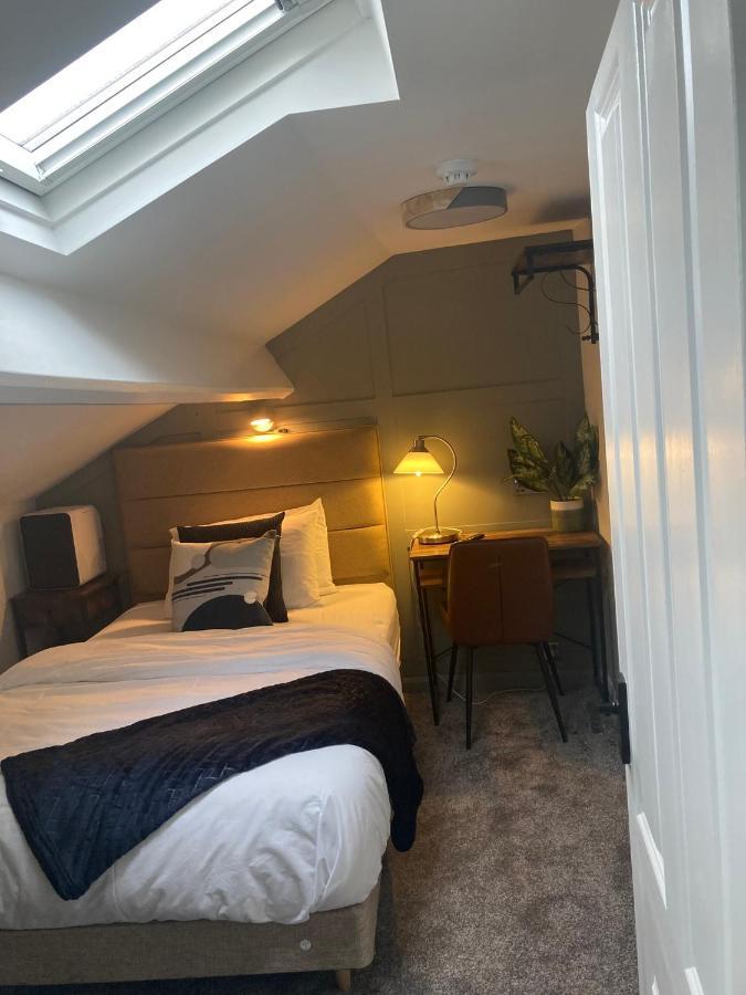 Abbey Court Guest House 칼라일 외부 사진