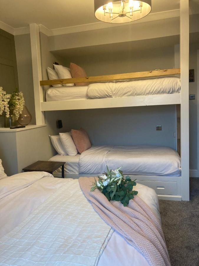Abbey Court Guest House 칼라일 외부 사진