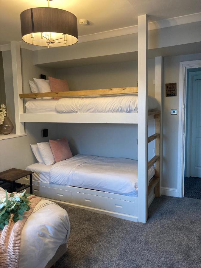 Abbey Court Guest House 칼라일 외부 사진