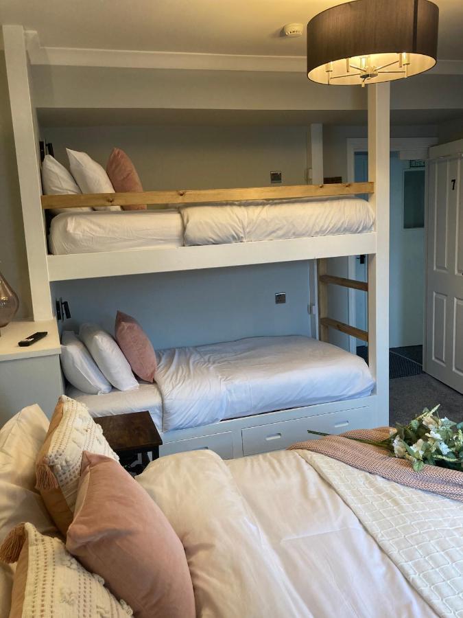 Abbey Court Guest House 칼라일 외부 사진